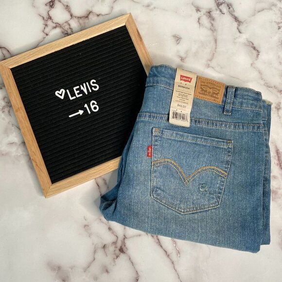 LEVIS Girls Light Blue Bermuda Shorts | Size: 16 - Picture 7 of 7